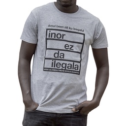 [ELI_1026] INOR EZ DA ILEGALA kamiseta, gris argia, zabala